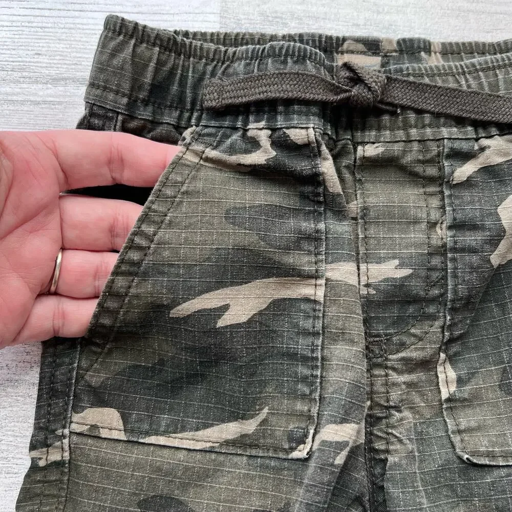 🍄 3/$15 Old Navy Boys Camo Cargo Pull-On Pants Size 2T Green Drawstring